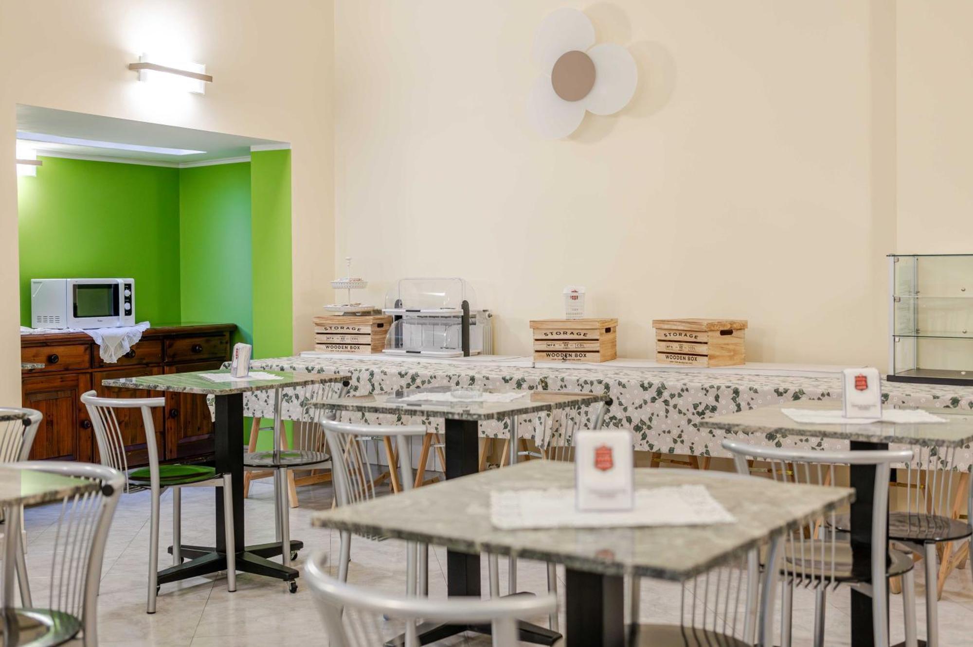 Hotel Posta - 3 Stars - Comfortable Stay In 文蒂米利亚 外观 照片