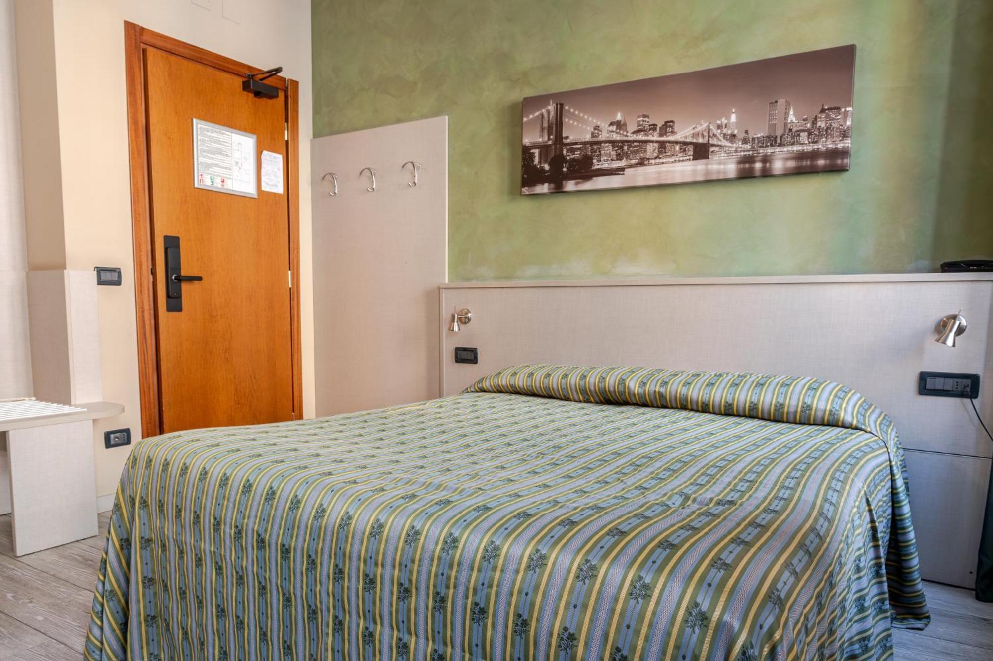 Hotel Posta - 3 Stars - Comfortable Stay In 文蒂米利亚 外观 照片