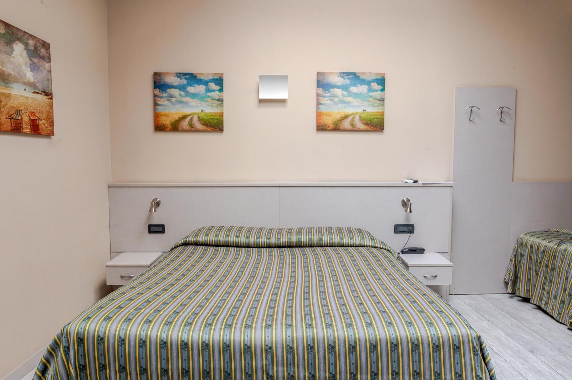 Hotel Posta - 3 Stars - Comfortable Stay In 文蒂米利亚 外观 照片
