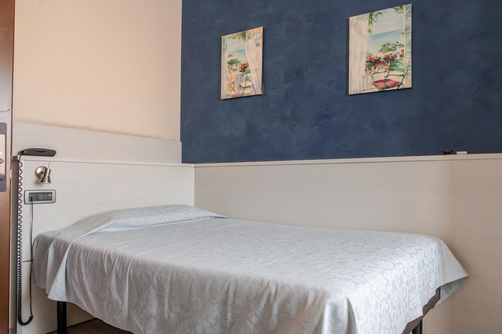 Hotel Posta - 3 Stars - Comfortable Stay In 文蒂米利亚 外观 照片